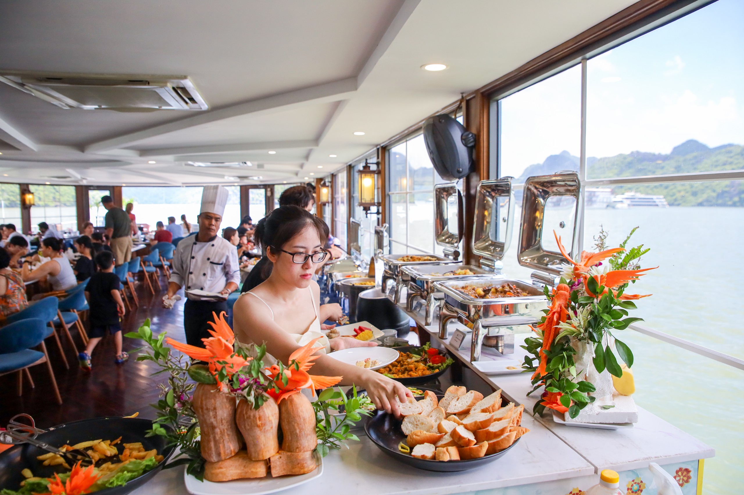 Cat Ba Seafood Buffet